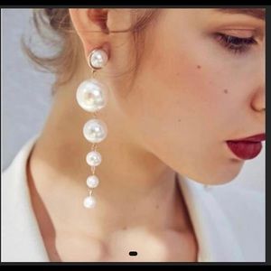 - Brand new pearl  Statement earrings.